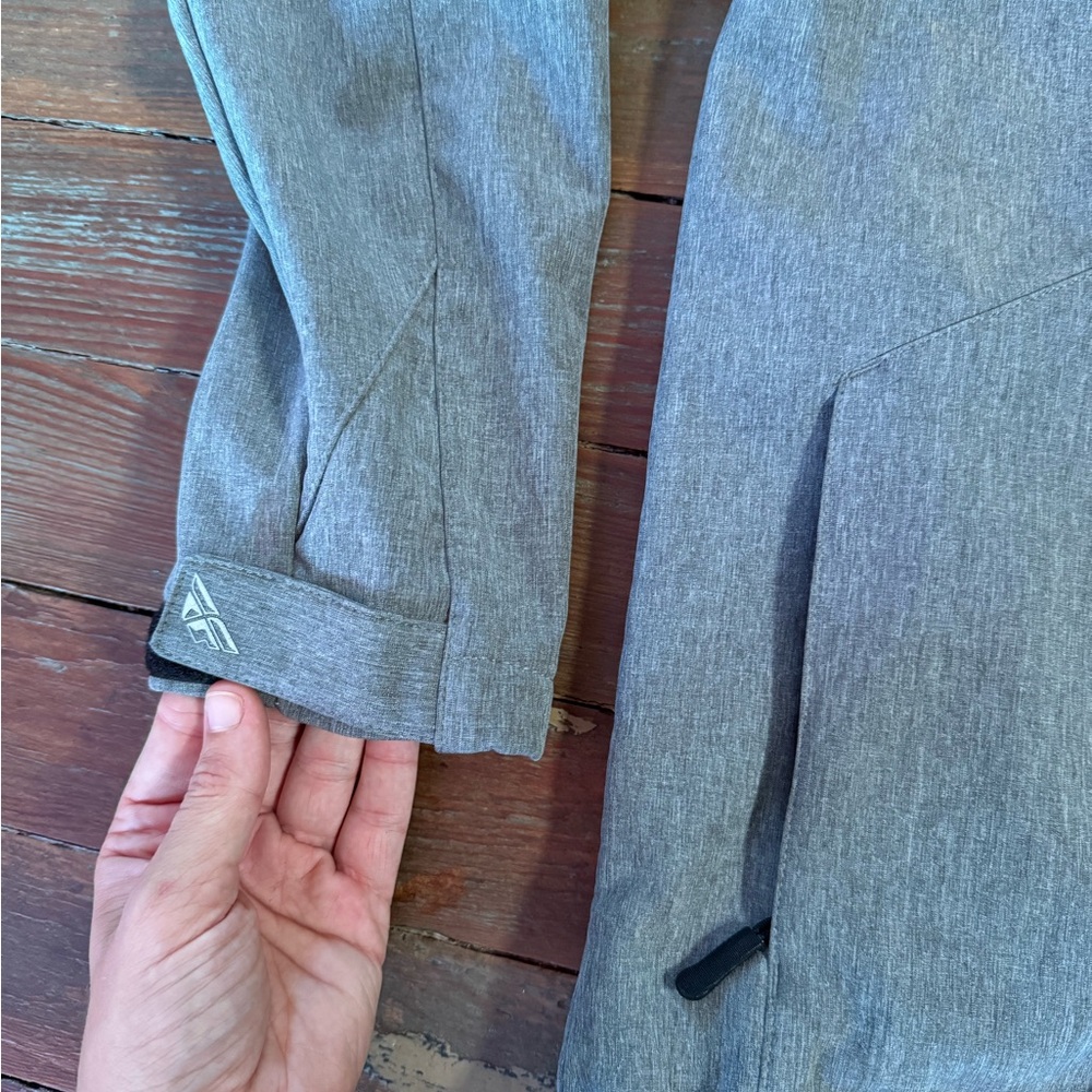 Fly Racing Ops Moto Softshell Jacket Grey Zip Front Performance Sz Small 💚🍄 - Picture 8 of 8